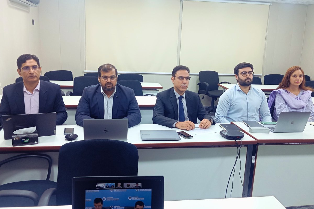 coecpec's tweet photo. CoE-CPEC recently joined a China Development Institute webinar on the proposed SCO Development Bank. Executive Director, Dr Syed Hasanat Shah shared insights on operationalising the initiative, its regional benefits, and key safeguards for successful establishment. #CoECPEC #CPEC https://t.co/PWwqyynawq