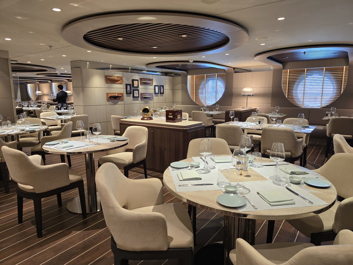 CruisingJournal's tweet photo. We step into Fil Rouge aboard #ExploraIII.
Inspired by the elegance of international cuisine with French influences, Fil Rouge offers a sophisticated dining experience where timeless flavours meet contemporary creativity.
#ExploraJourneys #CruisingJournal @ExploraJourneys https://t.co/QQV6MEQ0pv