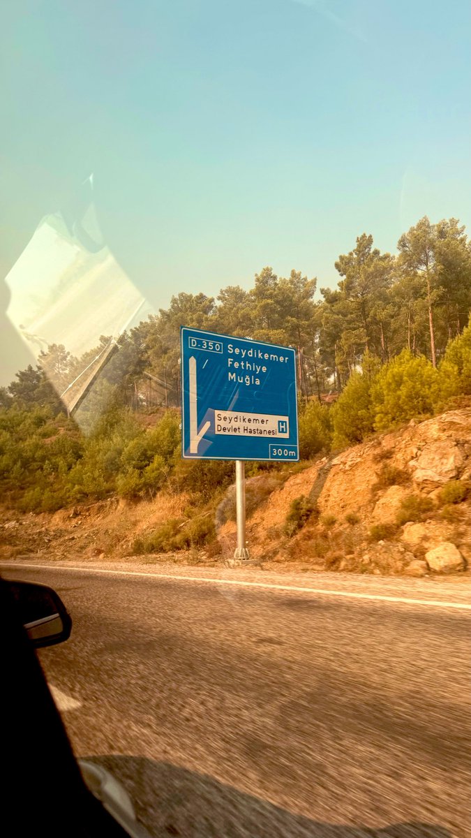 ysaysee's tweet photo. Antalyalılarda tatile gider…😁

#tatil #geziyorum #perşembe https://t.co/esPV3SohNM