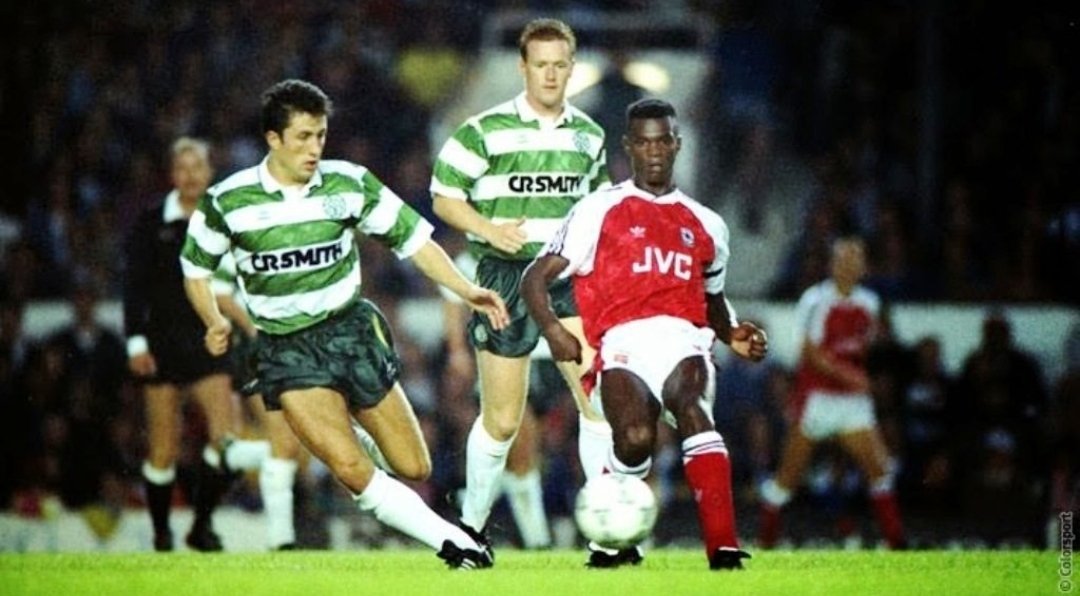 Celticcurio's tweet photo. 🗓 On This Day 30th July 1991

Celtic played Arsenal in the Paul Davis Testimonial match. 2-2 the scoreline.

It is not only remembered for 10,000 Celts travelling and C. Nicholas scoring on his return to Highbury.

Most notably the unusual kit combo of home kit with away shorts. https://t.co/hM9ByDHuPT