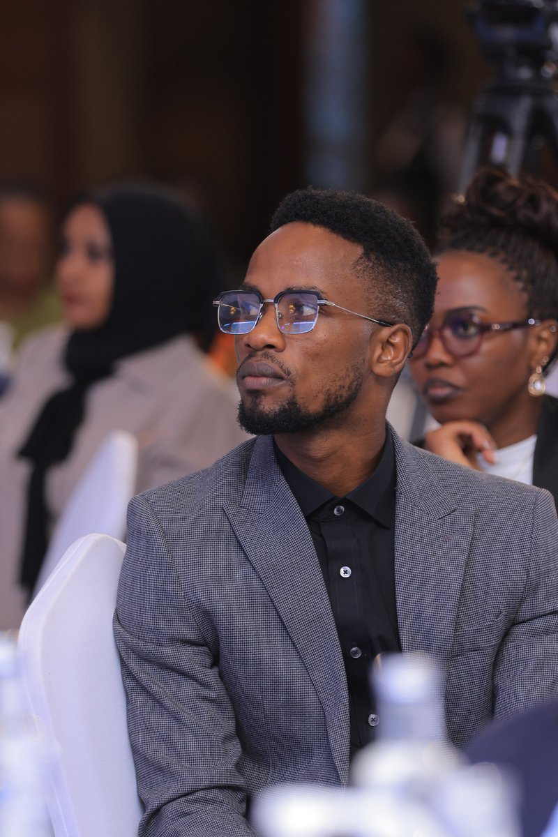 cxauganda's tweet photo. LIVE NOW ⏰

@PatrickAyota , MD @nssfug  on stage at the CX Association CEO Breakfast.
Topic: "The Future Belongs To Customer-Obsessed Leaders: Lessons from Leaders Doing It"

Tune In: https://t.co/0JVcsyBsH2

#CXAUganda #CXCEOBreakfast https://t.co/cmGDTp5RwX