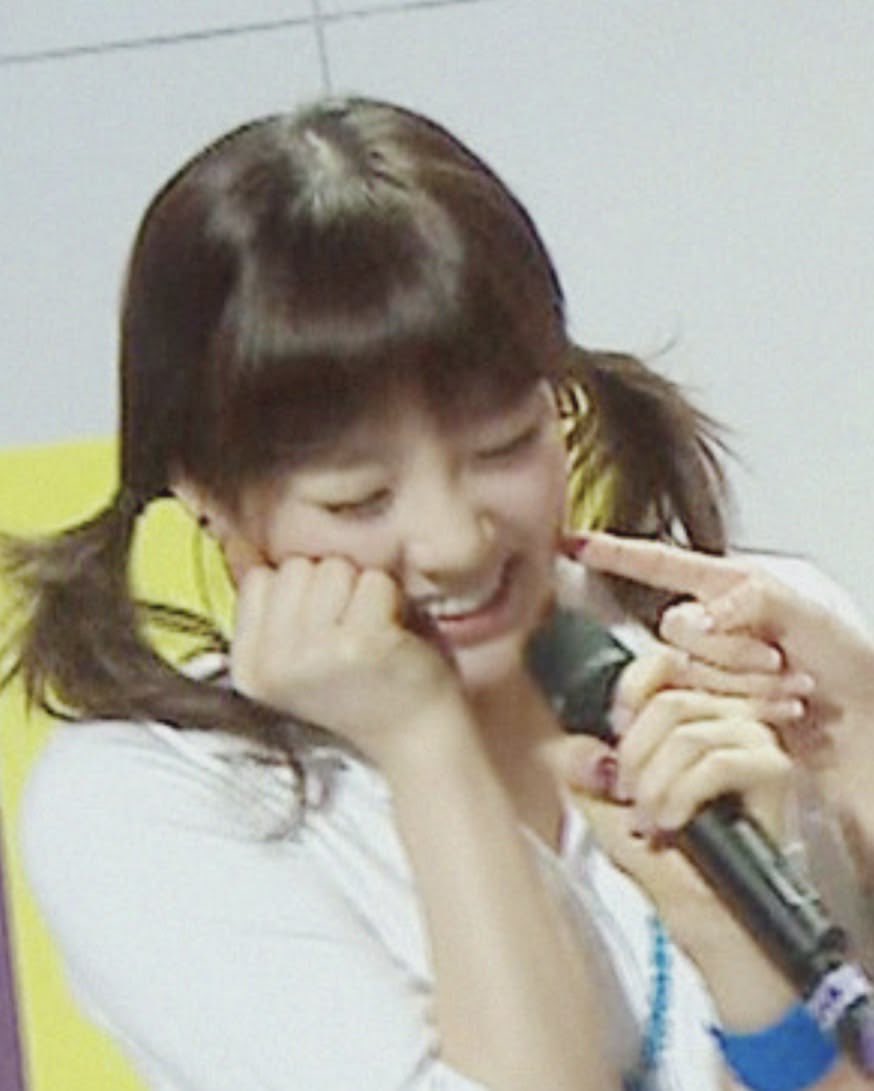 taengreuk's tweet photo. 🐾🤏🏻💕 https://t.co/F4KyLfMq59