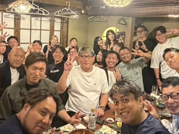 smilelifemiyagi's tweet photo. 東京ビッグサイト「賃貸住宅フェア」に、心結 家じまいアドバイザー協会の仲間と出展。

今年もセミナーを開催し、多くの方にご来場いただきました。

今回は東北の企業にもお声がけし、心結のハッピを着てブース対応までしていただき感謝です。

あー、楽しかった！
明日からまた頑張ります💪

#心結 https://t.co/pa7YPyobIX