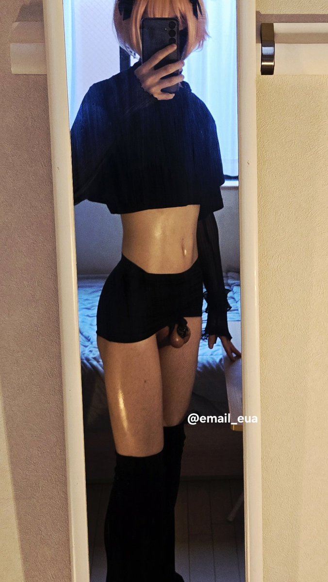 kiyonaexe's tweet photo. The skirt keeps riding up idk if i can go out like this... #chastity #femboy https://t.co/ZGbQjp5Lgu