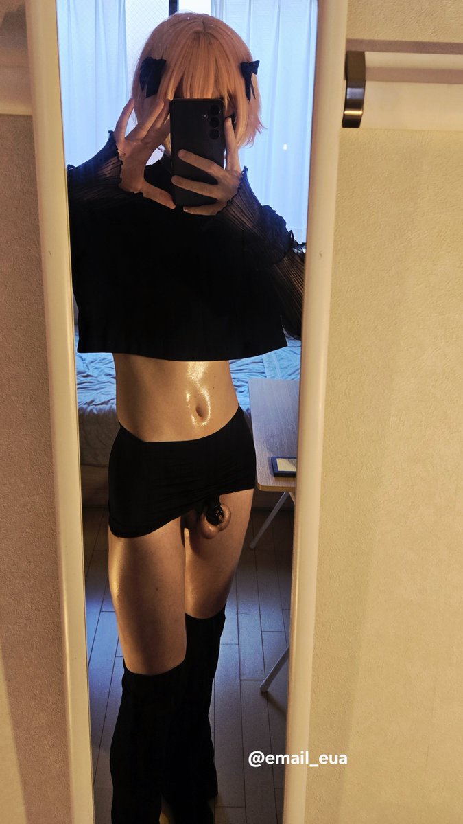 kiyonaexe's tweet photo. The skirt keeps riding up idk if i can go out like this... #chastity #femboy https://t.co/ZGbQjp5Lgu