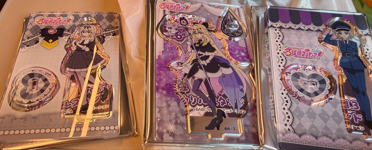 Rrt816's tweet photo. アルカナちゃんのアクスタ1番欲しいの引けた🥰🥰 https://t.co/2p7OUzOVbW