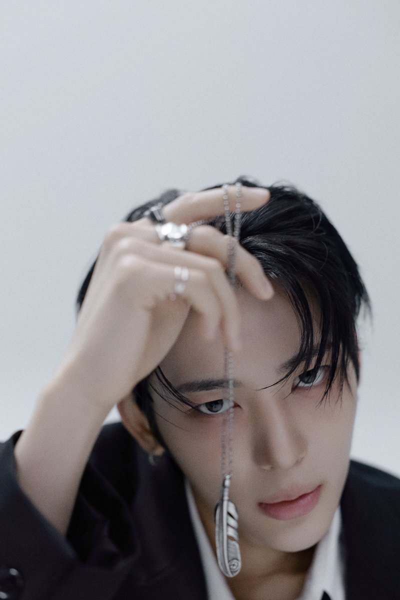 NOWZ·나우즈 tweet media