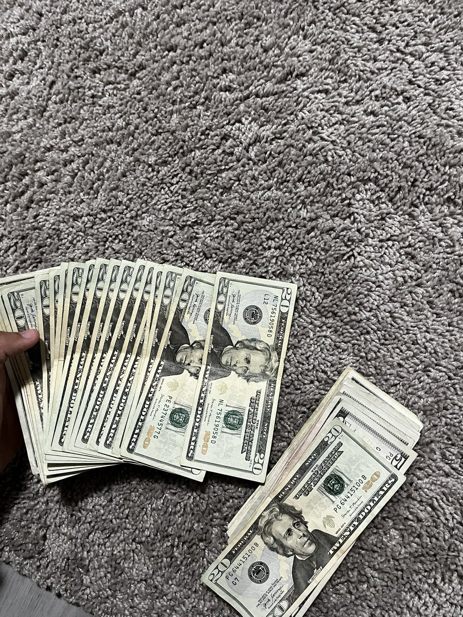 Gabriel68553167's tweet photo. Who gonna shake da ass fa me 🫩#houston https://t.co/FFq9kY4d5N