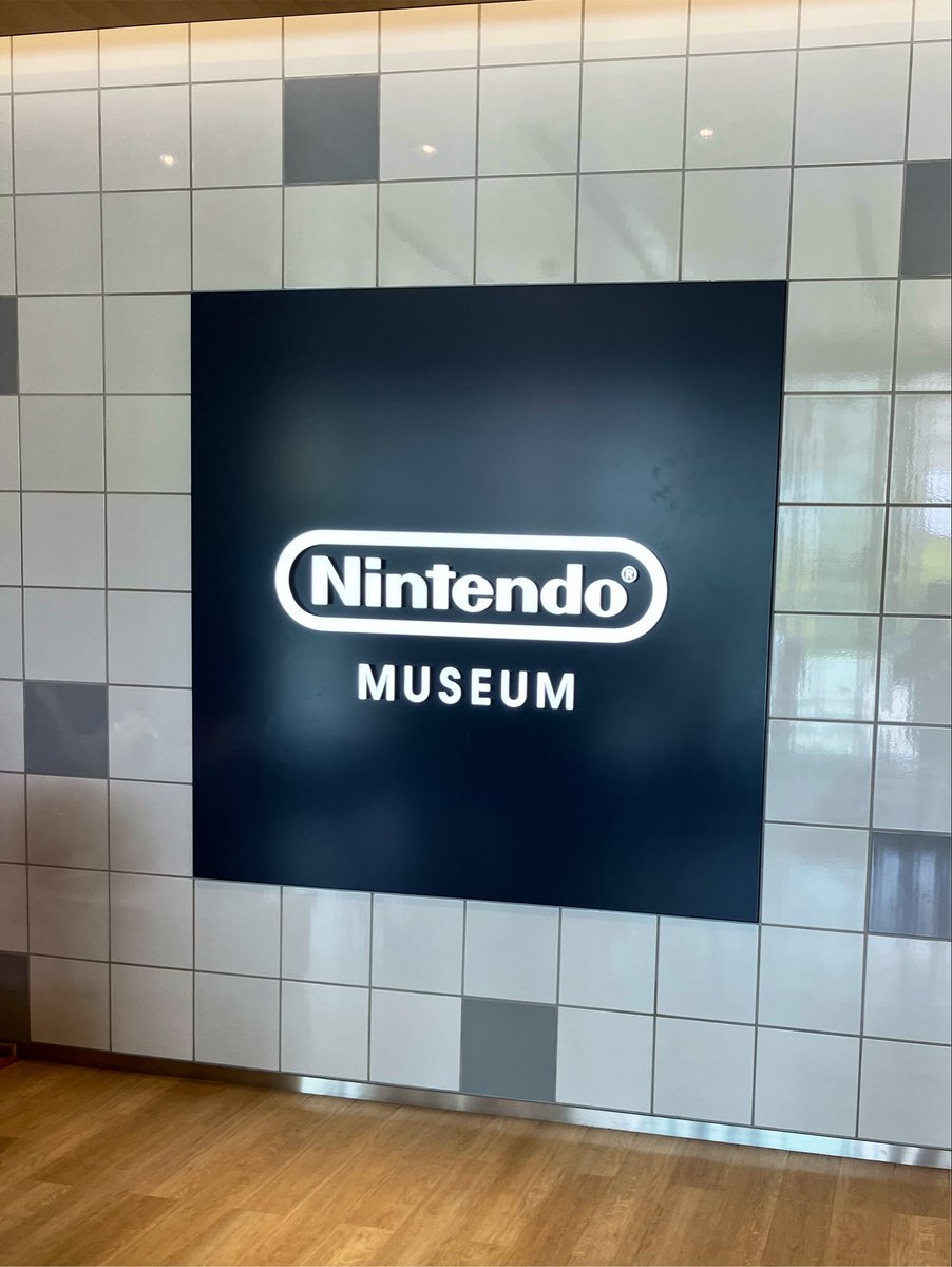 Exp_ginga_1's tweet photo. 本日より関西旅行。
今日はニンテンドーミュージアムです。

流石に現在と30年前とでは感覚も違いますが、ゲームボーイポケットの価格に衝撃を受けました。たしかにお年玉とかで買った覚えがありますが… https://t.co/3pQq1xcsQJ