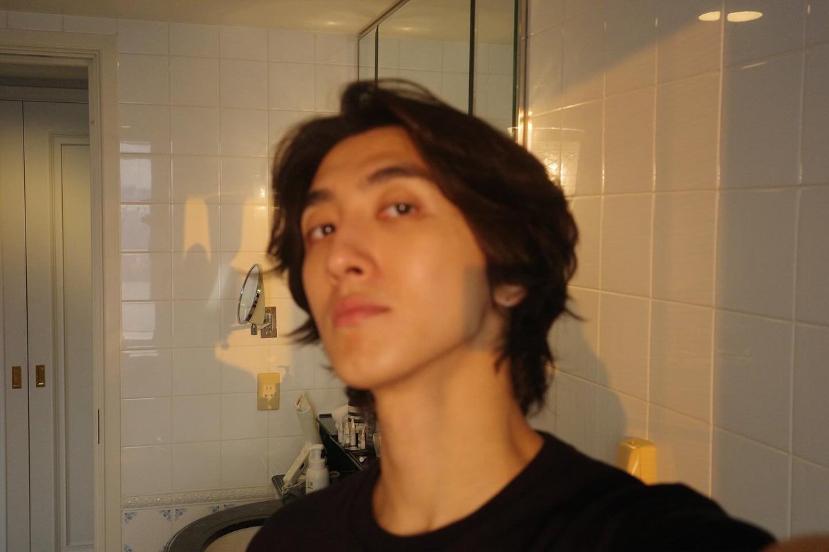 jannabisource's tweet photo. [📸] 260730 | #ChoiJungHoon via his latest Instagram post 

🔗https://t.co/qOCj4pcMNs

#JANNABI #잔나비 #최정훈 https://t.co/yGpoTA2Hs2