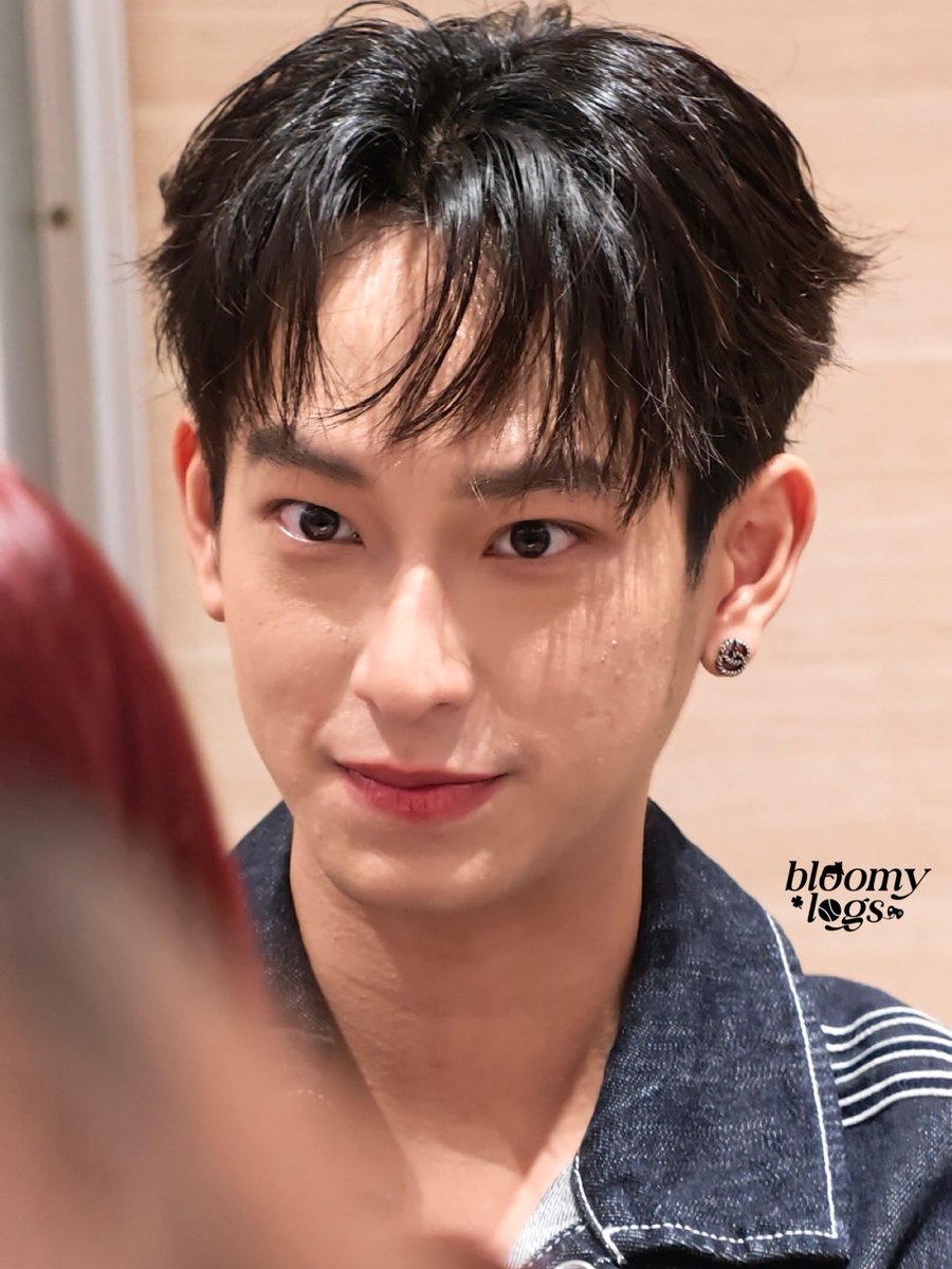 bloomylogs's tweet photo. 260730 น่ารักมากทั้งคู่เลย🫶🏻

#งานมหกรรมนิยายนานาชาติ2026xSingChimon
#SingChimon #ซิงชิม่อน https://t.co/r2lfjawpGk
