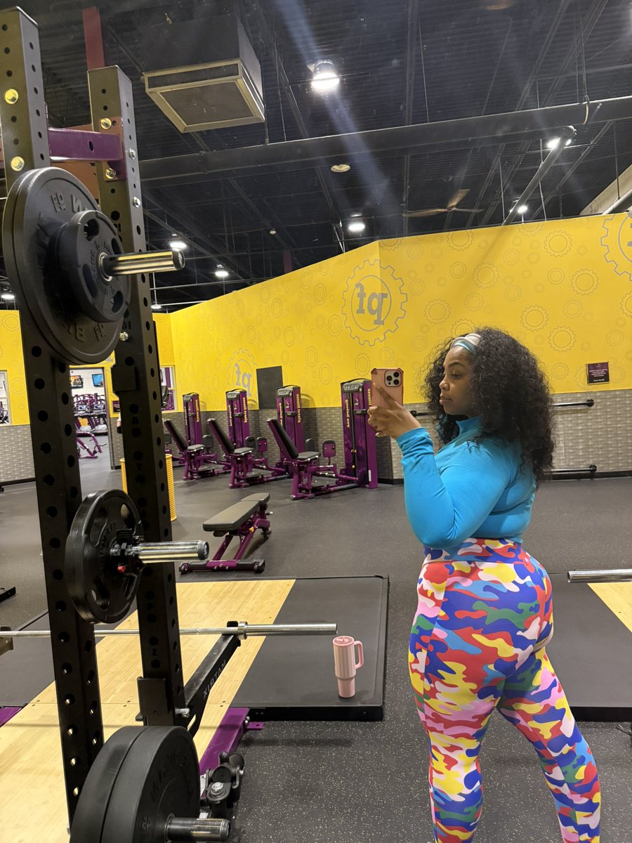 frvnchesca's tweet photo. Nobody loves you like the gym does. 😮‍💨 https://t.co/qZPW7Rrspo