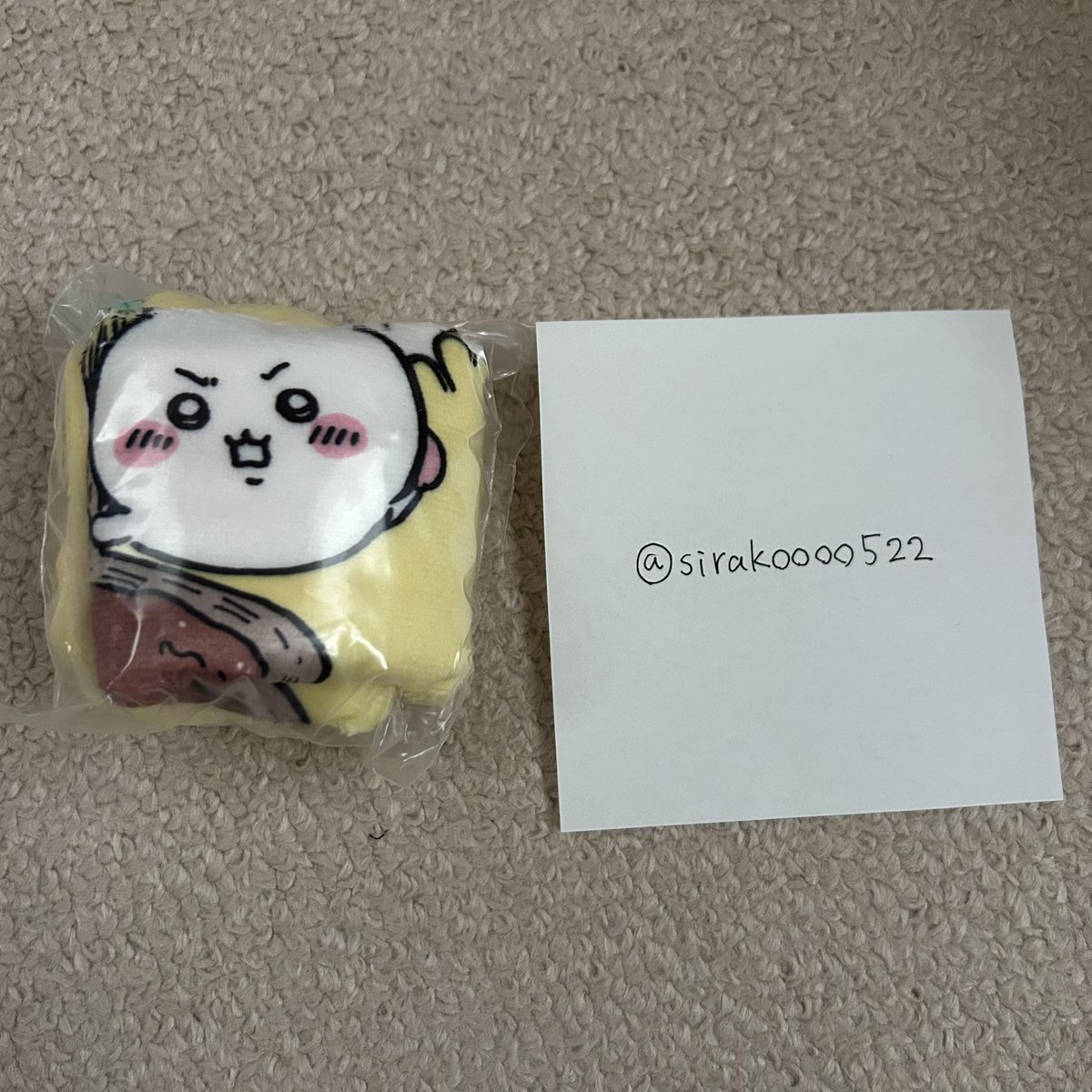 sirakoooo522's tweet photo. ちいかわ　人魚の島のひみつ　巾着ポーチ　交換

【譲】ちいかわ&amp;ハチワレ
【求】くりまんじゅう&amp;シーサー

郵送での交換希望です。検索からでも是非お声がけ下さい。 https://t.co/46q2WST9fc