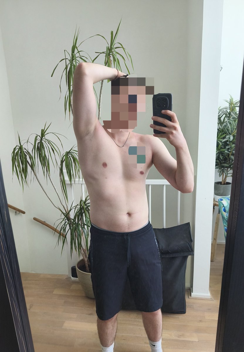 growing_twunk2's tweet photo. Good morning guys ☀️

#grommr #musclegainer #gainer #growth #belly https://t.co/CwGo0zJED4