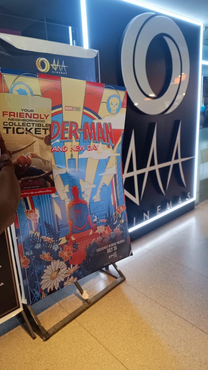 Monu_Beera's tweet photo. Update:

QUBE team are checking the flickering issue.

Got the poster &amp; collectable ticket. 

Thanks to Harish garu Manager for addressing the issue quickly &amp; getting the posters from ART.

@aaacinemasoffl @epiqcinema @qubecinema https://t.co/YOh8LWtLpY