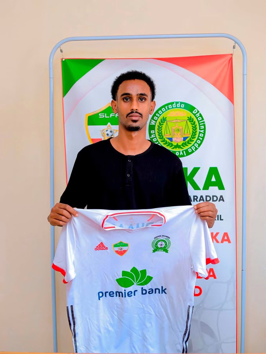SomGoal's tweet photo. 🚨🚨🚨🚨🚨🚨🚨🚨🚨 Rasmi: kooxda Dawlada Hoose ee Berbera ayaa soo bandhigtay saxeexa Yuusuf Maxamed ‘yuuda’. https://t.co/QPrv5mMP1m