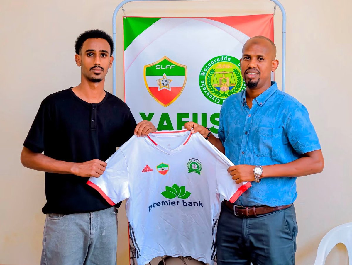 SomGoal's tweet photo. 🚨🚨🚨🚨🚨🚨🚨🚨🚨 Rasmi: kooxda Dawlada Hoose ee Berbera ayaa soo bandhigtay saxeexa Yuusuf Maxamed ‘yuuda’. https://t.co/QPrv5mMP1m