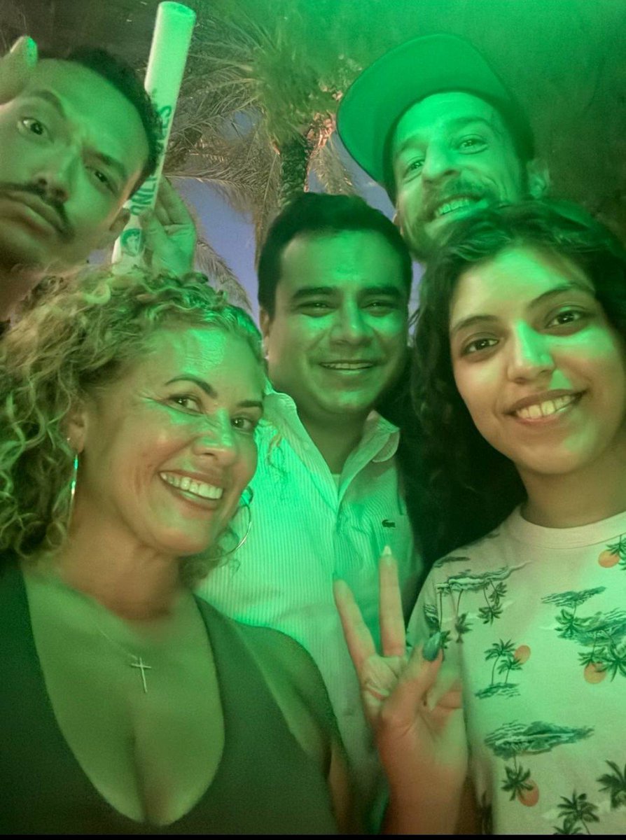 CRYPT0L0GAN's tweet photo. 1. Blockchain attracts good people.

2. Stand With Crypto attracts the best people. https://t.co/FsBeIXNIwN