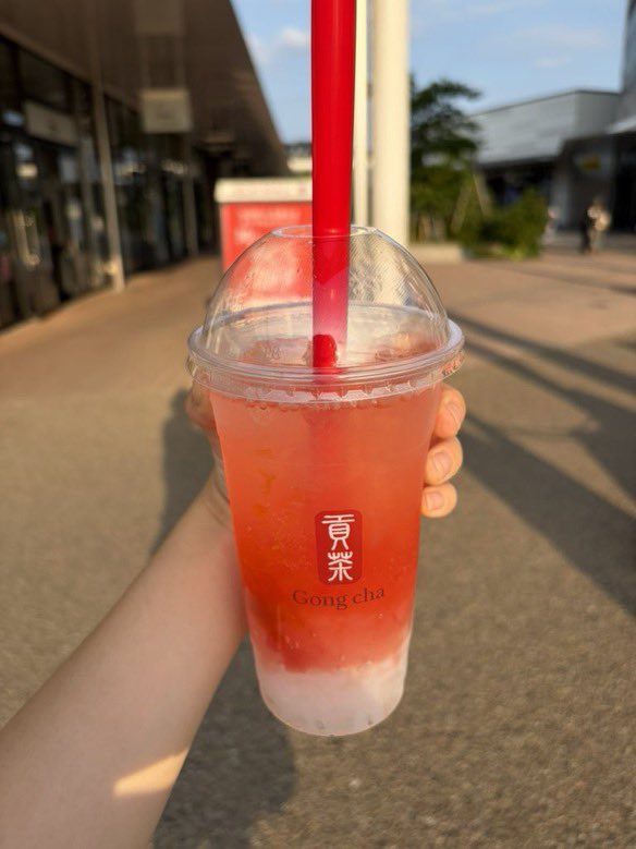 08km_'s tweet photo. #飲んだよゴンチャ 
飲んだ全て美味しかった！！😭
7月の頭に抹茶にミルクフォームプラスタピオカするのが美味しすぎるのに気づき、人生得した🉐 https://t.co/Fg7BMTS5R4