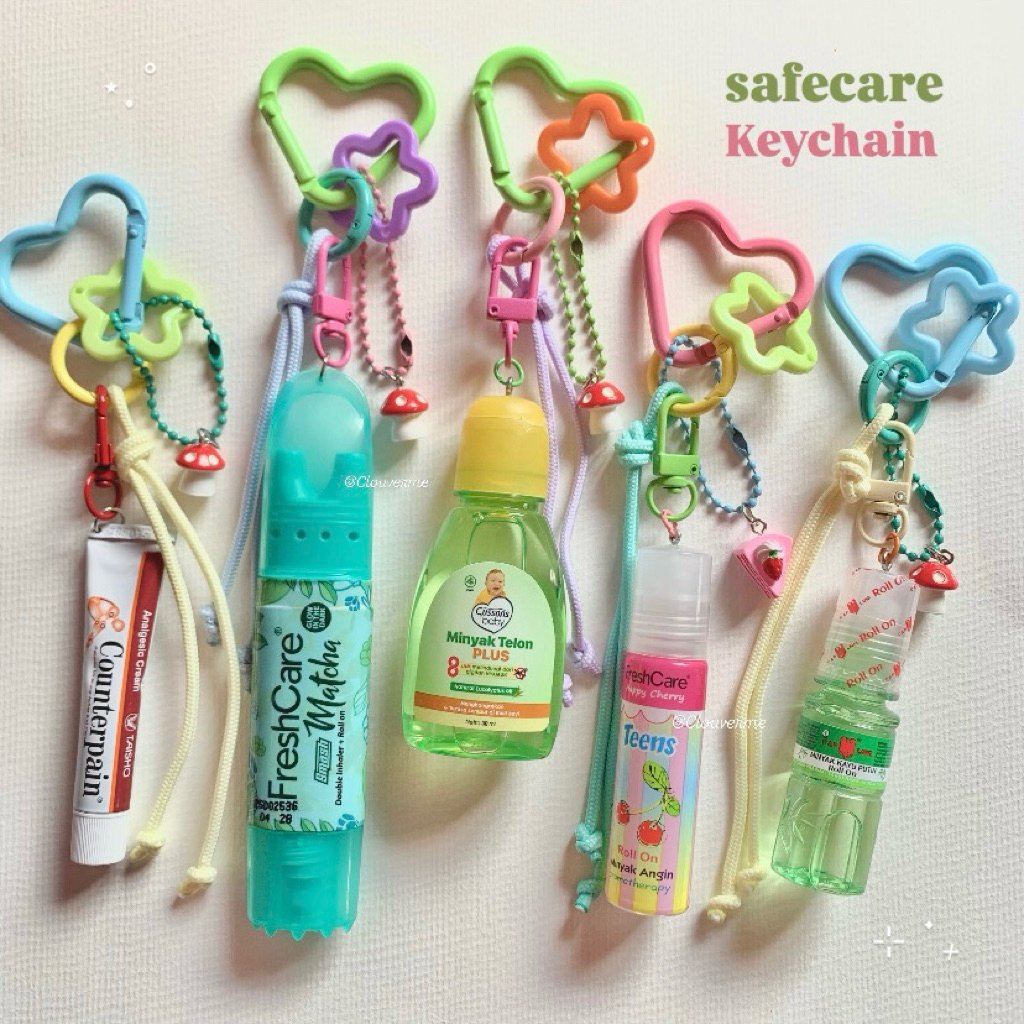 bluejeysa's tweet photo. safecare keychain 
https://t.co/9rFfY4wxmx

ponyo keychain 
https://t.co/aPTDHzpzvK https://t.co/9c9PRrLeoZ