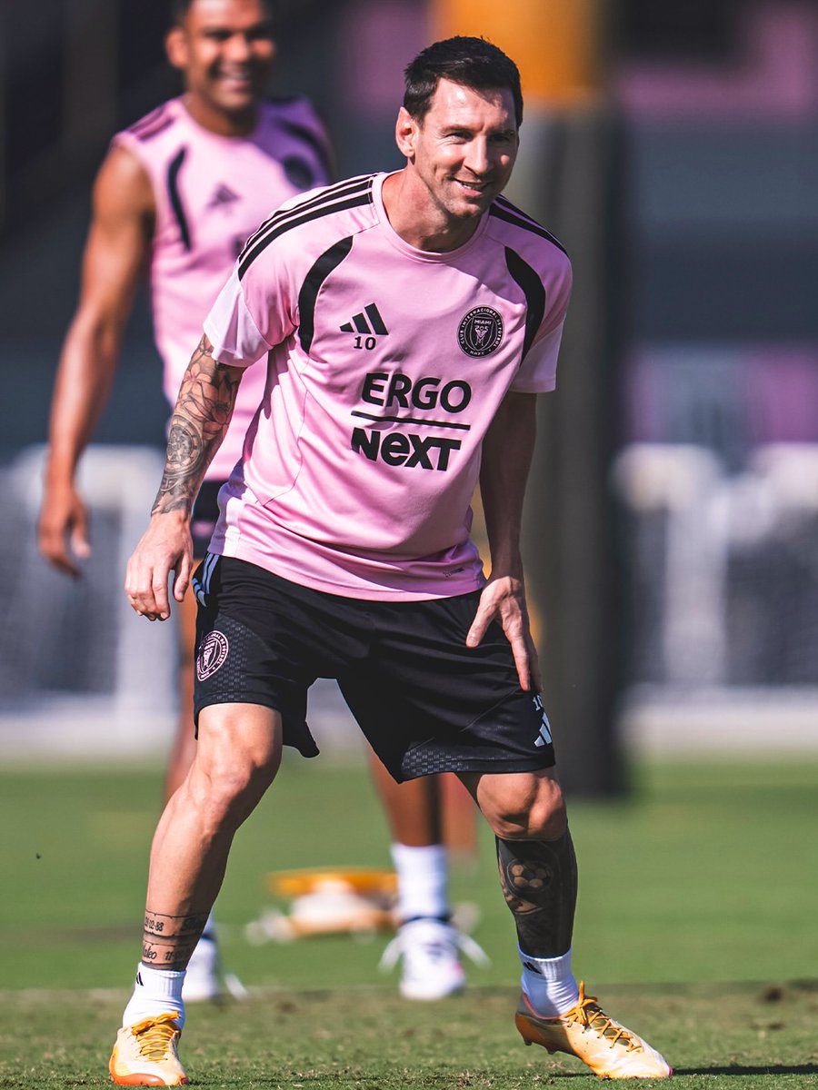 futbolarena's tweet photo. Lionel Messi, Inter Miami ile antrenmanlara geri döndü. https://t.co/eKiJFD5Kv8