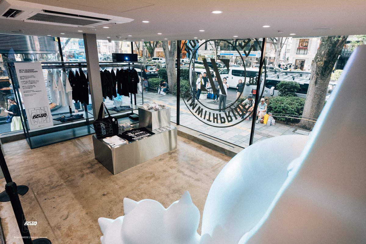 zetadivision's tweet photo. ⚡️#ZETA5TH ANNIV. POP UP

OPEN TOMORROW🎈🎈 https://t.co/Lxie7aUEwJ