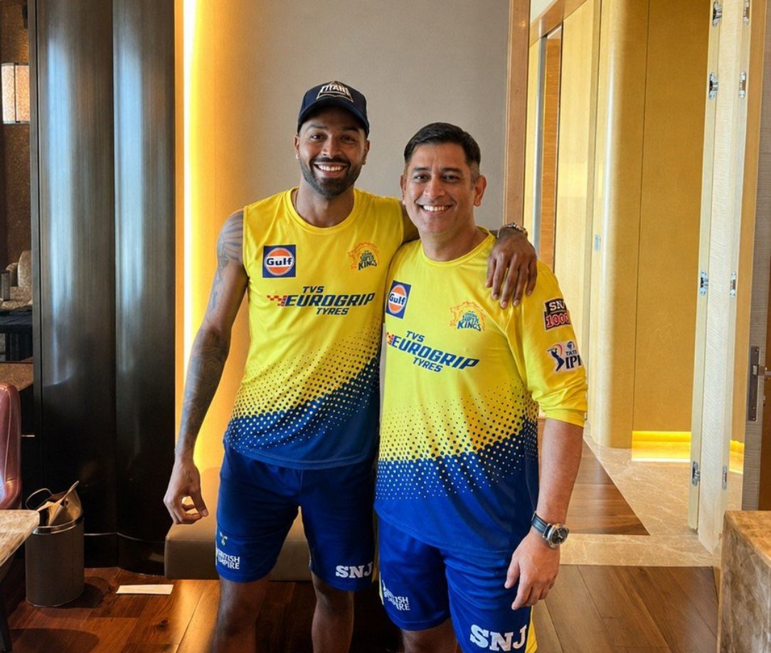 ms_dhoni_077's tweet photo. Bro casually pulled off the biggest trade in the history of IPL 😭🔥 https://t.co/pdhZxWcyjF