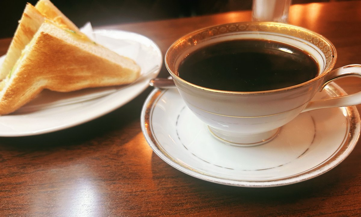 chi5ron's tweet photo. in大阪🐙ありがとうございます！
今から京都へ戻ります🚃

寄り道した喫茶店のコーヒーが、むっちゃくちゃ苦くて私好みでした☕️

大阪に行く楽しみが増えたな〜☺️ https://t.co/hlql0fMFYk