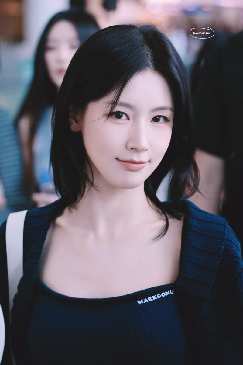 lovememore_my's tweet photo. 260730 잘다녀와🤍 롤라팔루자도 잘해보쟈🍀💕
#아이들 #idle #미연 #MIYEON https://t.co/t5uYXEFZJI