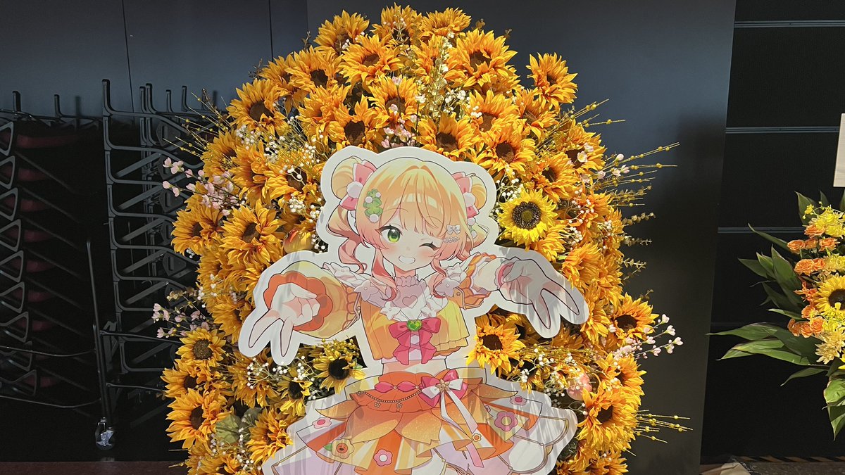 ARiA_OMG0820_V's tweet photo. 3人の推し　マリン船長　まつりちゃん　ねねち　この3人のフラスタを作るのも目標の一つだったから夢が一つ叶った https://t.co/CJTflhBmOJ