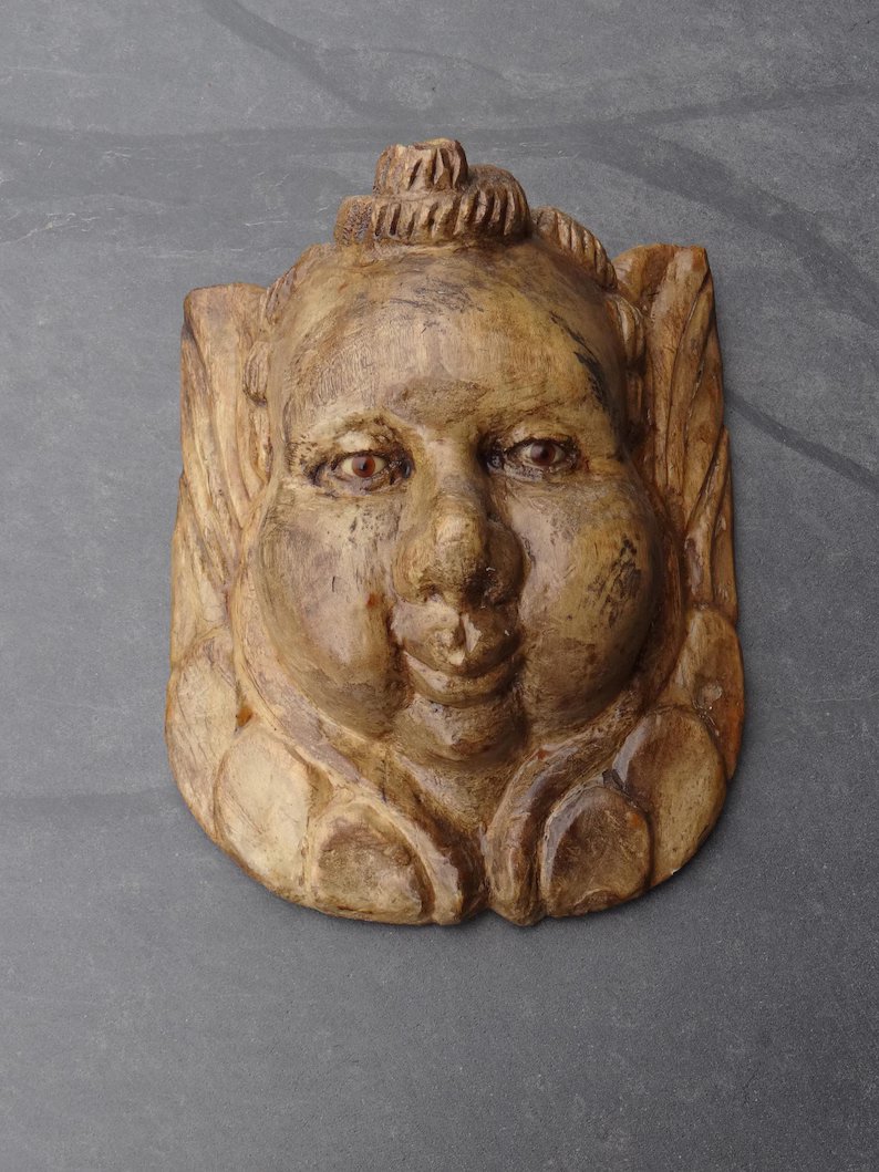 elementsdeco's tweet photo. 👼 Vintage 1960s Mexican Cherub Mask!
Hand-carved wood Querubin/Putti with glass eyes 📷#Vintage #MexicanFolkArt #CherubMask #Putti #WoodCarving #AngelDecor #FolkArt
https://t.co/re9xIXev13 https://t.co/gFeq5205px