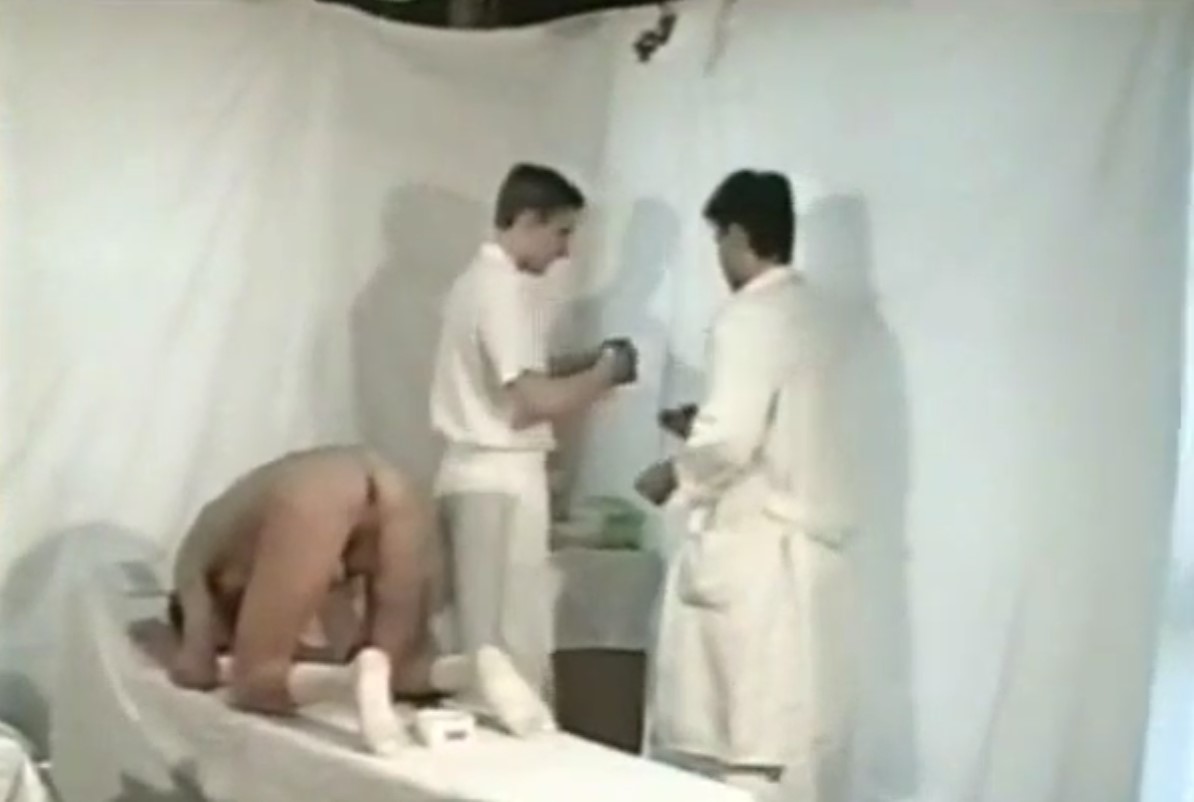 medfetish's tweet photo. https://t.co/oQJH86M70r - Health Checkup, Physical exams hours / full weekend Prostate exam &amp; massage, Slow Teasing Handjob, Erotic Massage Genital anal Spanking Fist CBT TT Sounds Electro Violet Wand, Feet  Slave interview/ training Domination Catheter Enemas Needle Fitness Test https://t.co/8UivQE4CpM
