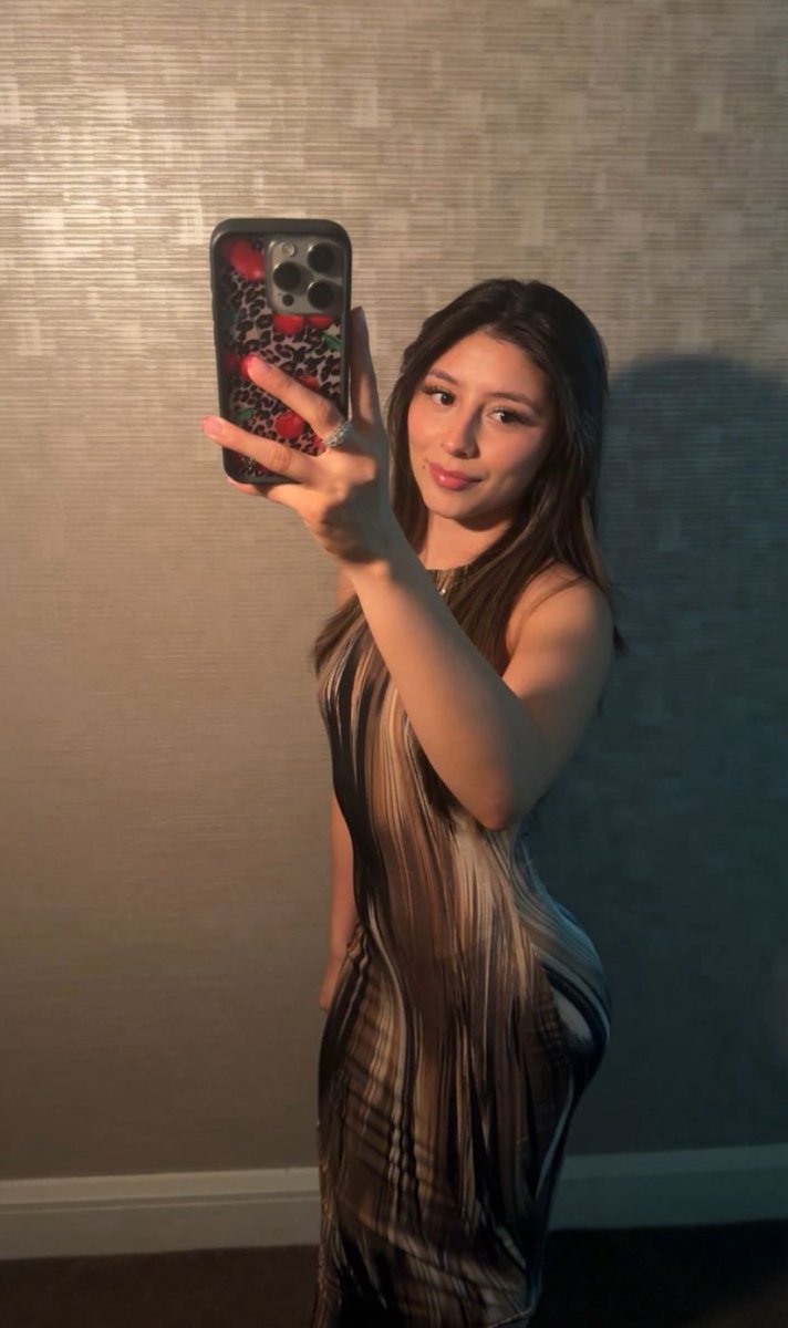 briiiidiazz's tweet photo. ig saw it first…

#latina #nsfwtwtًً  #wankchat #chathot https://t.co/CepnbVb2MM