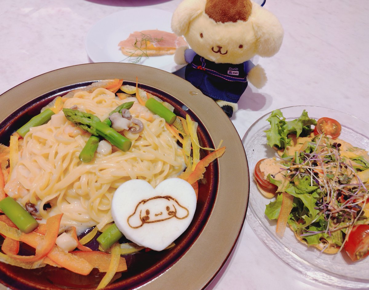hamuyu938's tweet photo. 楽しい楽しいカフェ🥞☕️ https://t.co/0zLqyV72rr