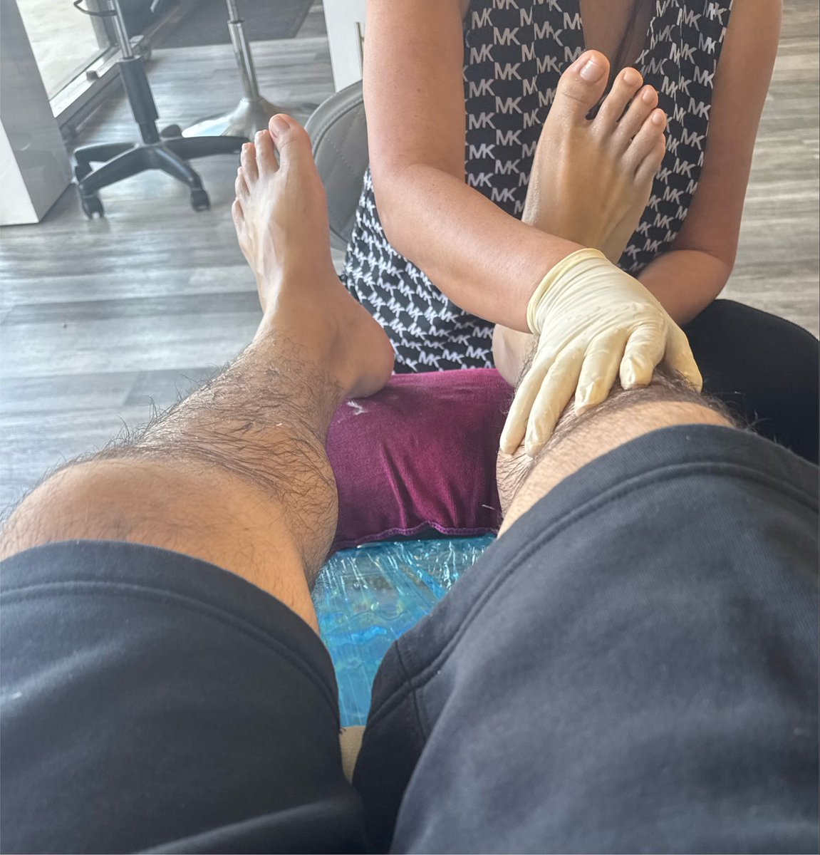Latinob0yFeet's tweet photo. Got to keep the toes looking pretty🙂‍↕️
(massage my feet for me and have them all over your face)  
#pedicure #feet #foot #feetfetısh #men #gay #dl #latino #soles #toes #LA #chudai #younglatino #nsfw https://t.co/2ERP38NBam