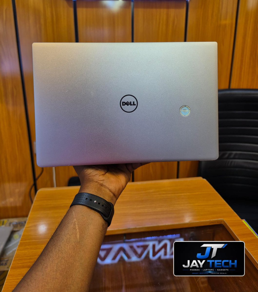 Thejameschima's tweet photo. *🇺🇸 DELL XPS 13 (9343)*

● Intel® Core™ i5 Processor
● 8GB  RAM
● 256GB SSD Storage
● 13.3-inch Full HD InfinityEdge Display
● Backlit Keyboard
● Intel® HD Graphics 5500
● Premium Carbon Fibre (Aramid Fibre) Palm Rest
● CNC Machined Aluminium Chassis
● Lightweight, Slim & Ultra-Portable Design
● Built-in Wi-Fi & Bluetooth
● Crystal Clear HD Webcam
● Solid Premium Business Laptop

*💰 Price: ₦275,000*

Location: Owerri 

Delivery Nationwide.
