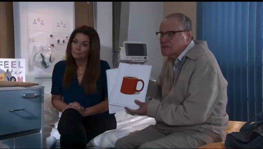 Audz32129841's tweet photo. I love how they've included Roy in Betsy's stroke story and Hayley would be so proud of his family , their bond will only grow stronger #Corrie https://t.co/KSztXhxxmZ