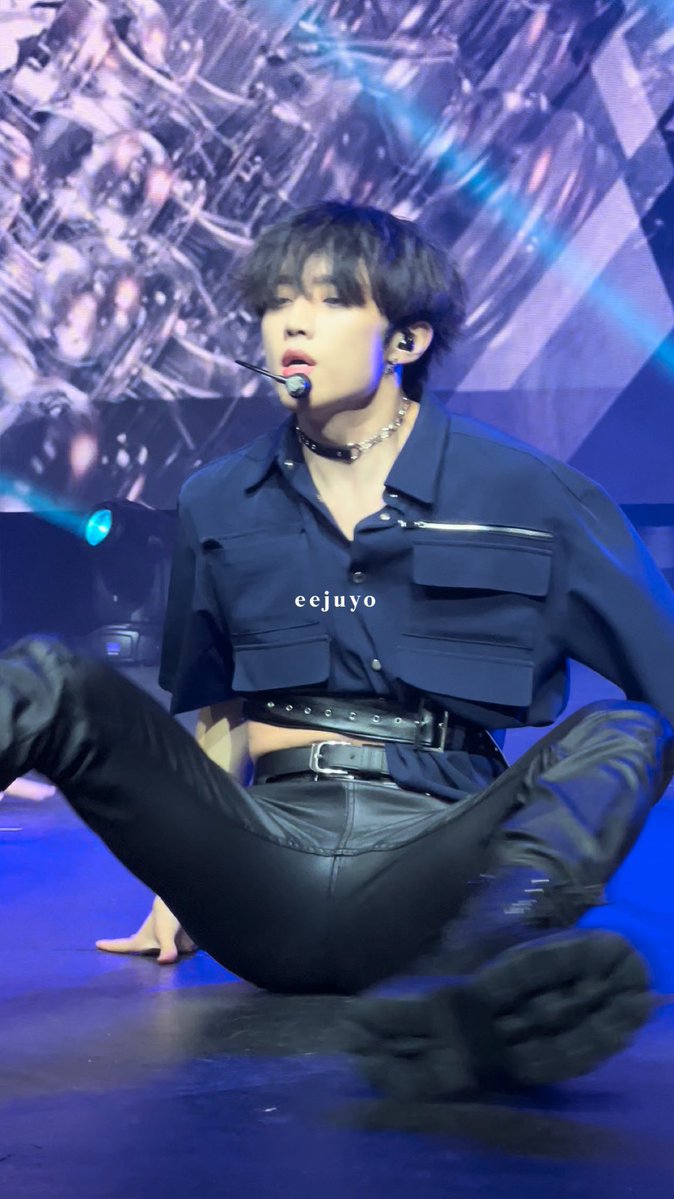 율이! tweet media