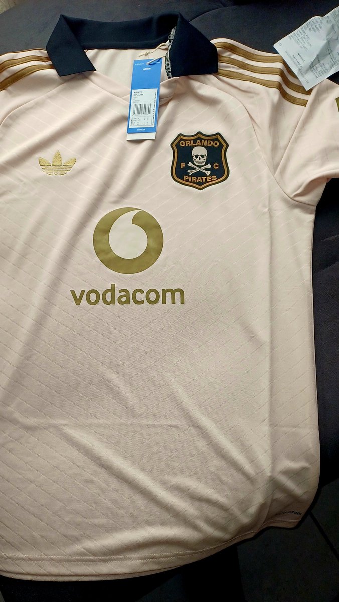 PMK_Pule's tweet photo. @orlandopirates Dankie Bhakaniya. Ready for the game on Saturday https://t.co/Qu2HRIw3NP