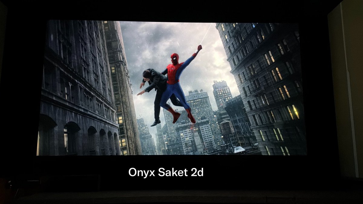 A_Publer's tweet photo. Onyx saket 2d better than Pxl Nsp 3d #SpiderManBrandNewDay #spiderman #PVR #Cinepolis  #NCR 
Movie was good &amp; fun, grounded,emotional spiderman
Pxl in nsp had good datmos audio but still 3d blackened &amp; dull. The picture quality in onyx is superb bright crisp hdr always prefer 2d. https://t.co/Hm1tb852bx