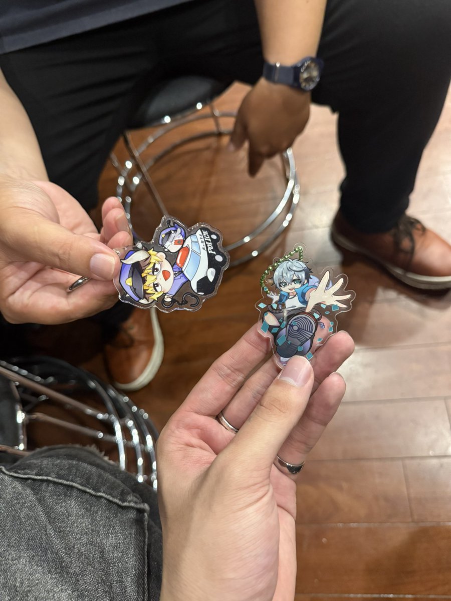 vp79vhix's tweet photo. ペンタトニックでリハしてきたよ！！
やっぱり合わせるの楽しい！！
声の相性もいいし本番はいいもの届けるよ！
#みっじゅ https://t.co/IPfd9j1vLf