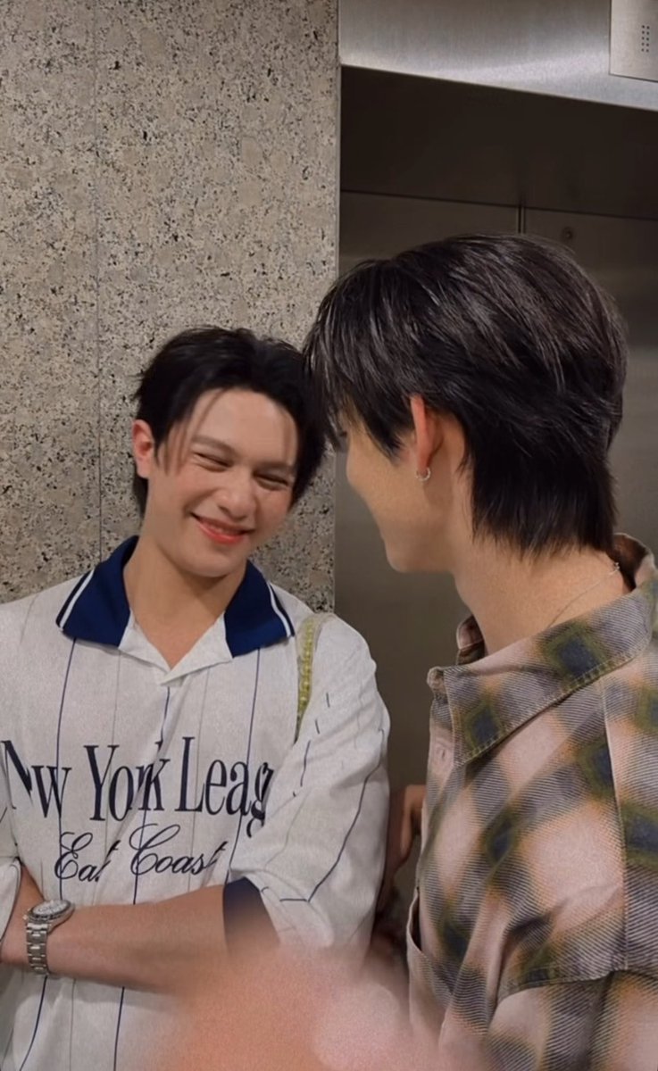 sthibtw_'s tweet photo. โชวอนอ้อนพี่พีบีหรอ🤭

꒰ #WilliamEst #วิลเลี่ยมเอส ꒱ https://t.co/jssmPozB1j