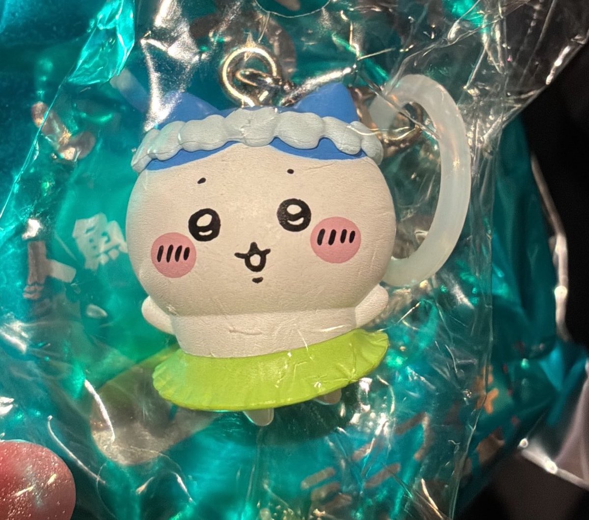 UOxOU_miya's tweet photo. 【交換】ちいかわ 映画 めじるしアクセサリー 人魚の島のひみつ　入場特典

譲→ハチワレ
求→モモンガ

船橋での手渡し もしくは 郵送交換希望
お気軽にお声掛けください。 https://t.co/jc65d3mEzg