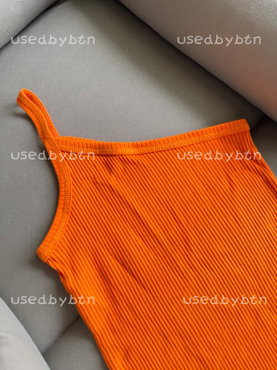 usedbybtn's tweet photo. เสื้อสายเดี่ยว Molivien 
✨Price : 60.- 
🛋️ Size : อก24-38“

#ส่งต่อเสื้อผ้า #ส่งต่อเสื้อผ้ามือสอง #เสื้อผ้ามือสอง #ส่งต่อเสื้อผ้ามือ2 #vghbkk #bemingbkk #cintageshop #stylistshop #ส่งต่อcintage #โล๊ะตู้ #ส่งต่อstylist #เสื้อผ้ามือสองสภาพดี https://t.co/9AJnvFLmFk