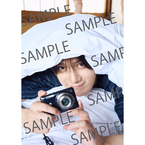 wani_sp's tweet photo. ＼✨特典画像解禁✨／
堀海登写真集『ひとたらし』

ワニスぺではご注文頂いた全ての方に 、 
✨直筆サイン本✨と
こちらの絵柄の✨生写真✨をプレゼント‼️🎁🐊

＼お早めにダワニ‼️🐊💨／
https://t.co/hxmdgTzC2o https://t.co/GdvMNQ3co3