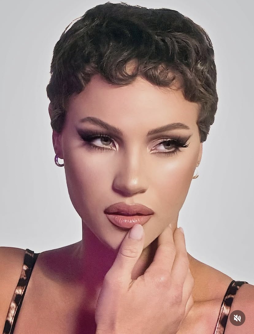 Juddfab's tweet photo. Apparently, Sol won’t be attending the reunion because she’s been banned from Fiji for a year. 🥹
#loveislandusa https://t.co/zydgA3uH5z