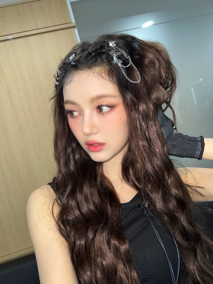 dazzifawn's tweet photo. https://t.co/MfINxTTamk
