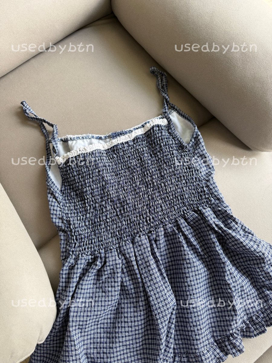 usedbybtn's tweet photo. เสื้อสายเดี่ยวลายสก็อต
✨Price : 80.- 
🛋️ Size : อกไม่เกิน33“ สายปรับได้

#ส่งต่อเสื้อผ้า #ส่งต่อเสื้อผ้ามือสอง #เสื้อผ้ามือสอง #ส่งต่อเสื้อผ้ามือ2 #vghbkk #bemingbkk #cintageshop #stylistshop #ส่งต่อcintage #โล๊ะตู้ #ส่งต่อstylist #เสื้อผ้ามือสองสภาพดี https://t.co/OTXon7hQgv