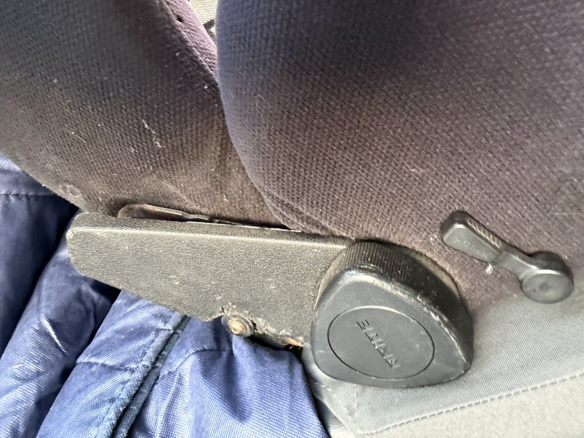 mizuochi_0717's tweet photo. ブリッドのセミバケ
欲しい方いれば？
1万円くらい？
早めに取りきてくれるなら値下げ可
発送は面倒なのでしたくないです。
神奈川県横浜市から
近場なら持ってきます。 https://t.co/dcv69vrqIx
