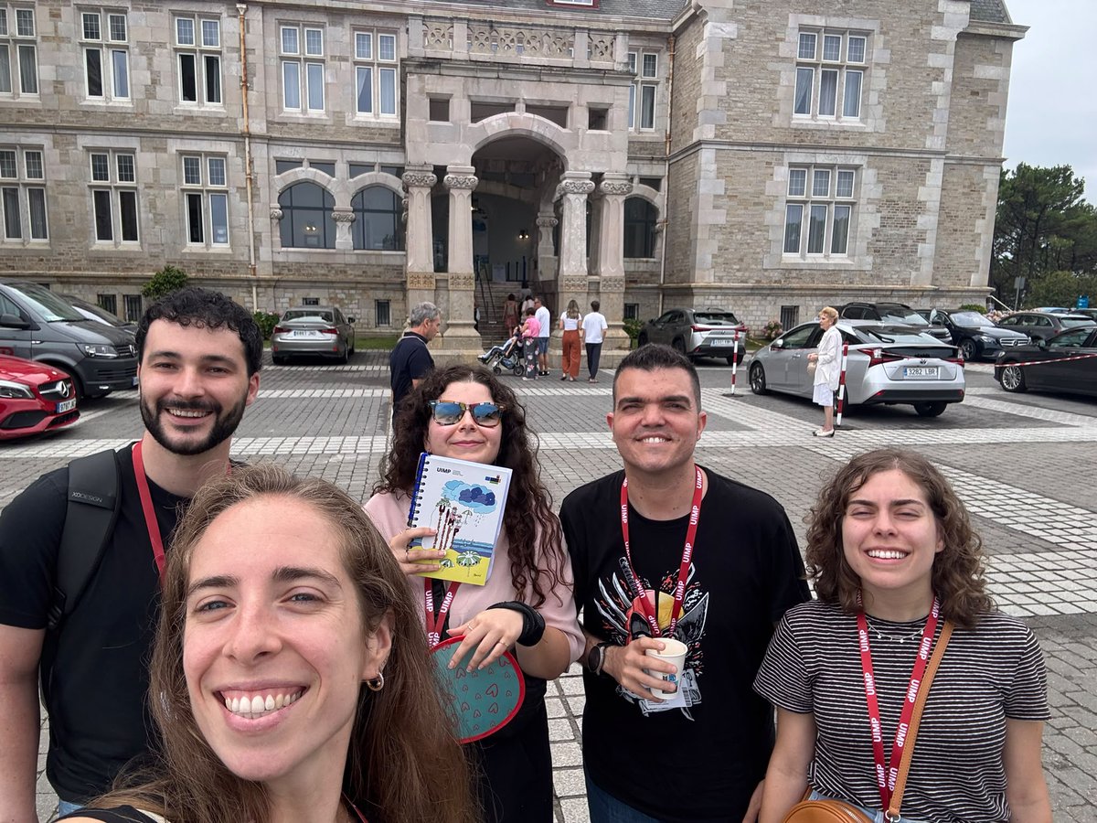 SystemsBiotech's tweet photo. Participamos en el Curso de la @UIMP "Microbioma Humano y Ambiental: Ciencia, Emprendimiento y Sociedad", una experiencia que nos ha permitido ampliar conocimientos y fortalecer nuestra red científica. Volvemos con nuevos aprendizajes para impulsar nuestra investigación. https://t.co/ZKk4hQqD0k